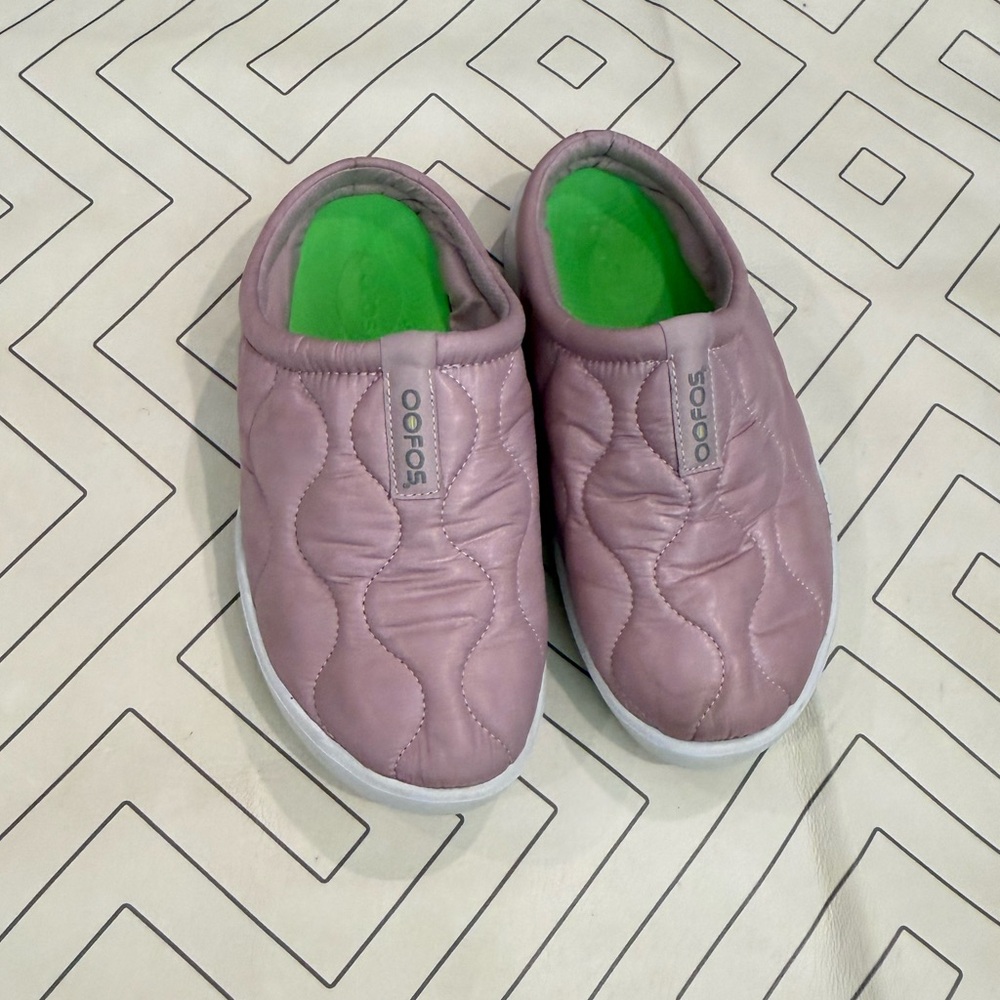 Oofos Oocoozie Thermo Mules
